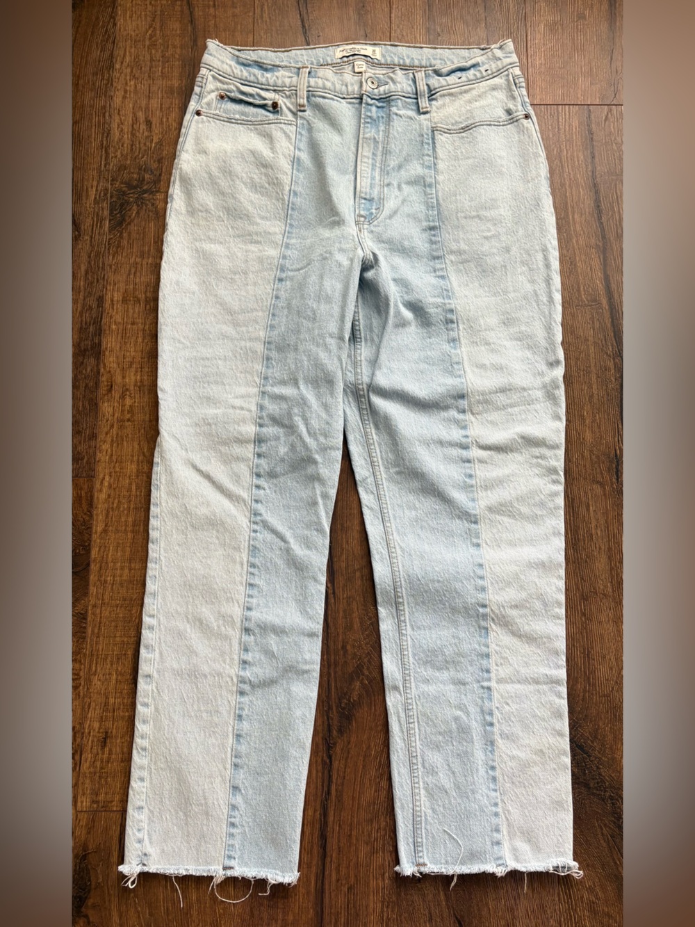 Abercrombie & Fitch 90’s Straight Ultra High Rise *Curve Love* 32/14R